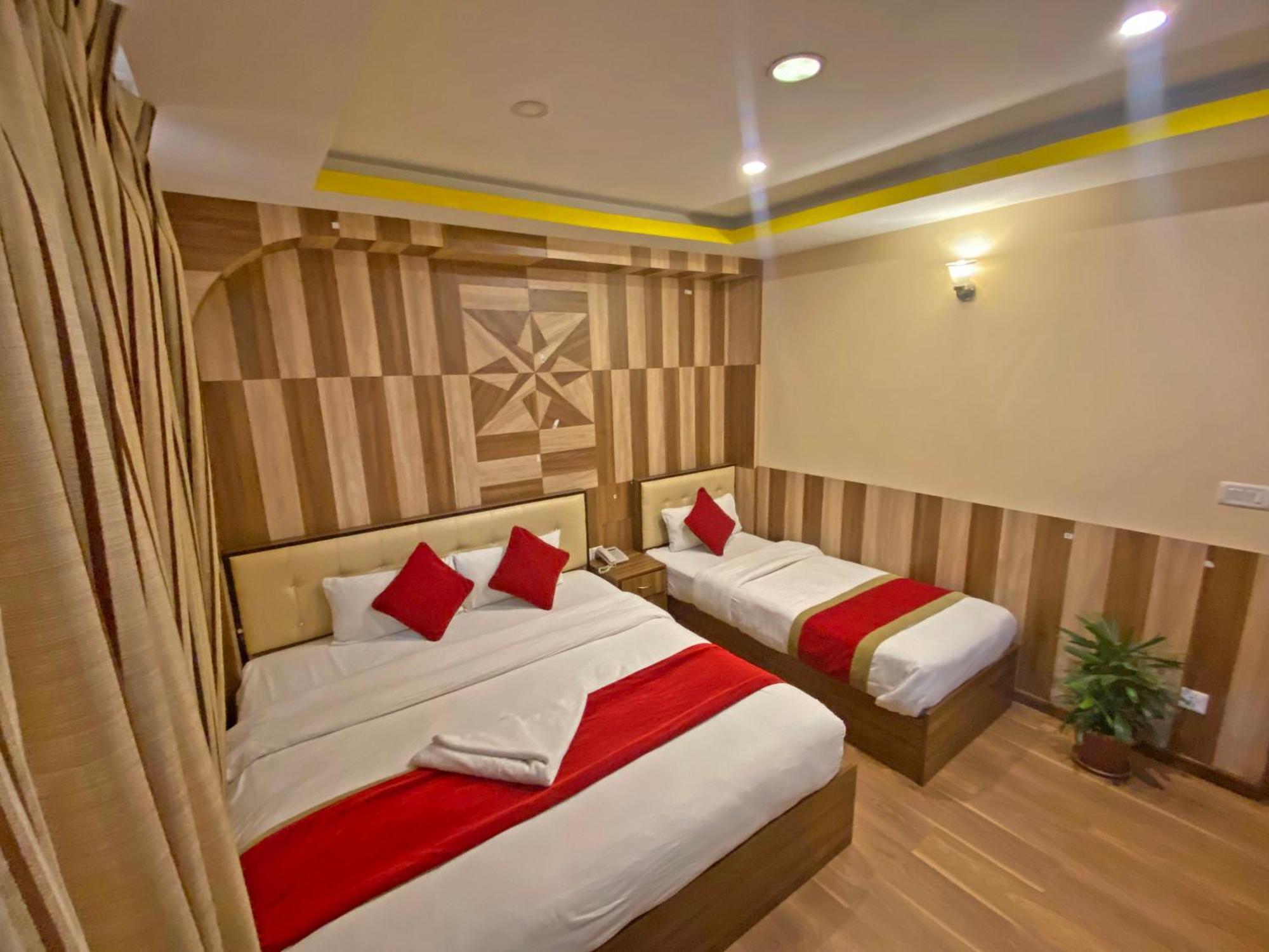 Hotel Airport Holiday Katmandu Dış mekan fotoğraf