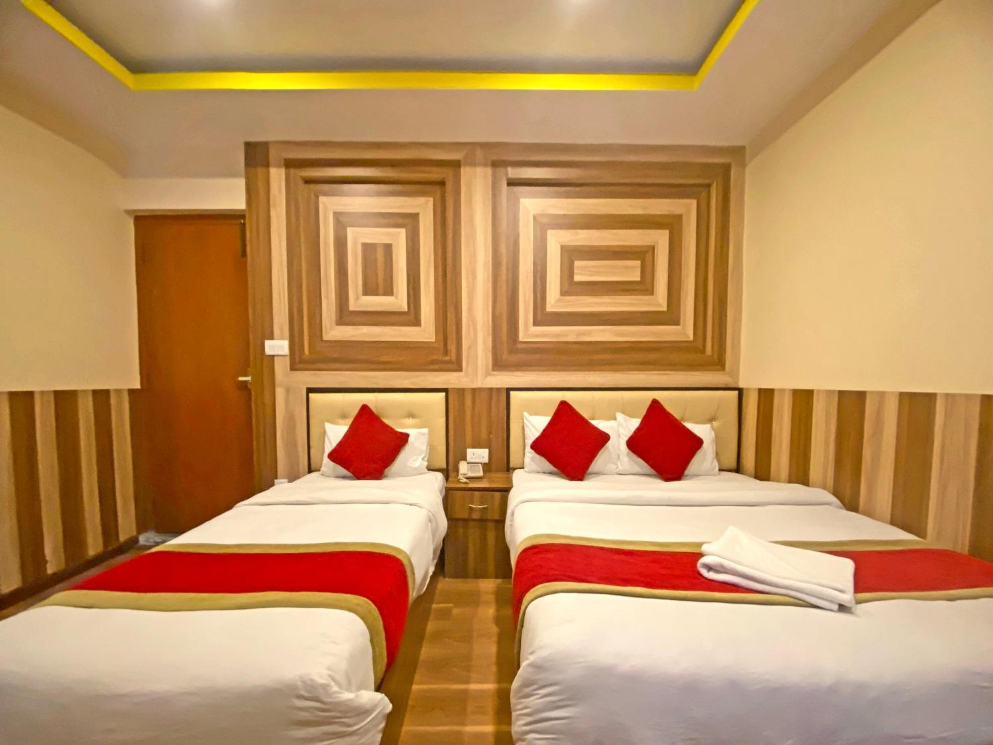 Hotel Airport Holiday Katmandu Dış mekan fotoğraf