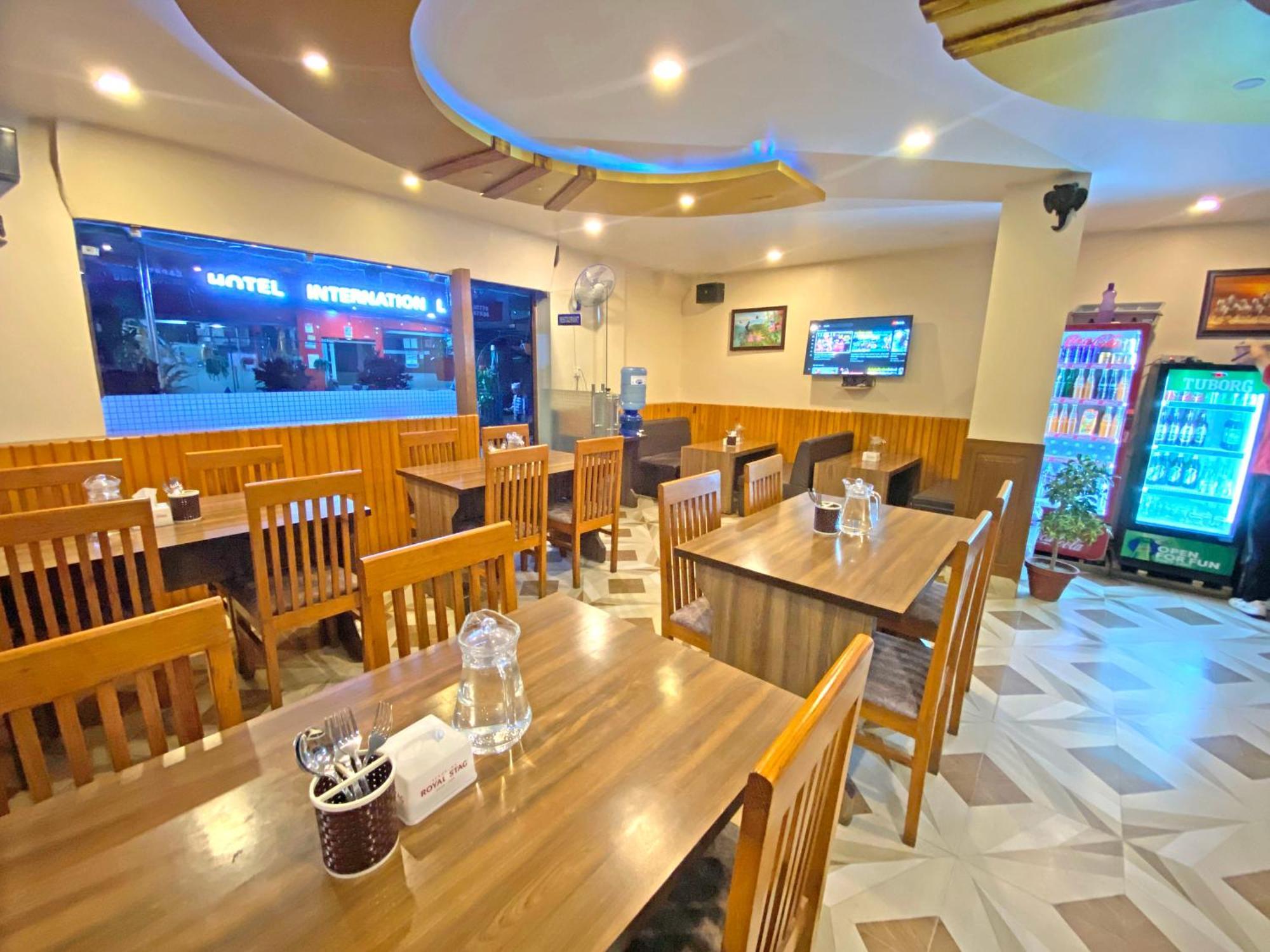Hotel Airport Holiday Katmandu Dış mekan fotoğraf