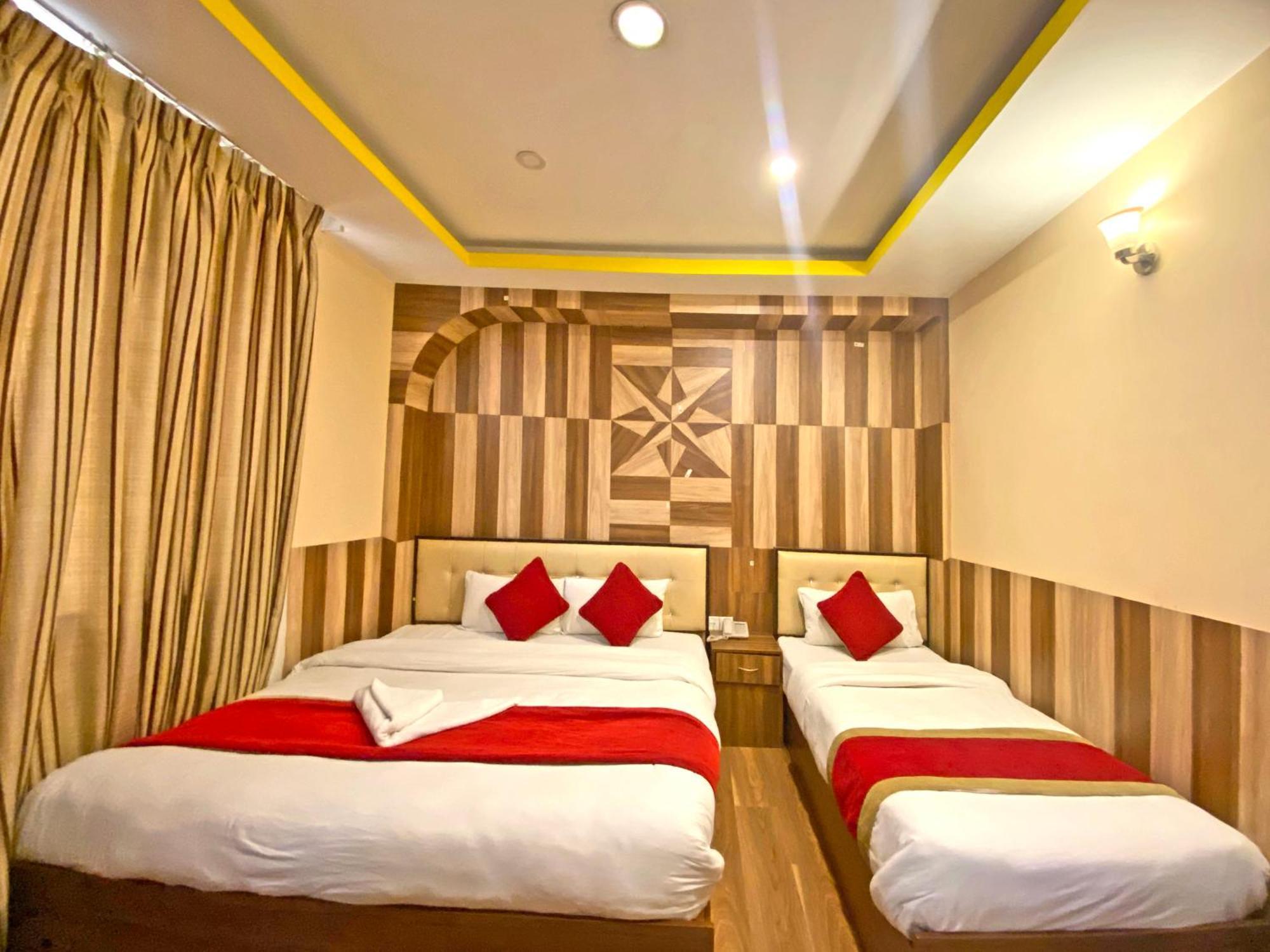 Hotel Airport Holiday Katmandu Dış mekan fotoğraf