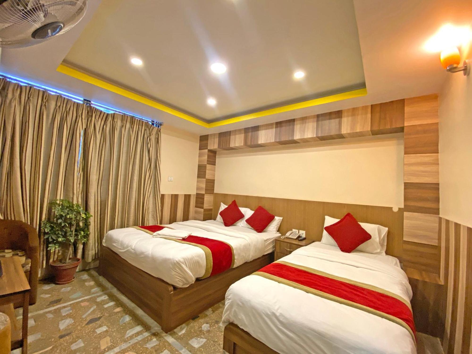 Hotel Airport Holiday Katmandu Dış mekan fotoğraf